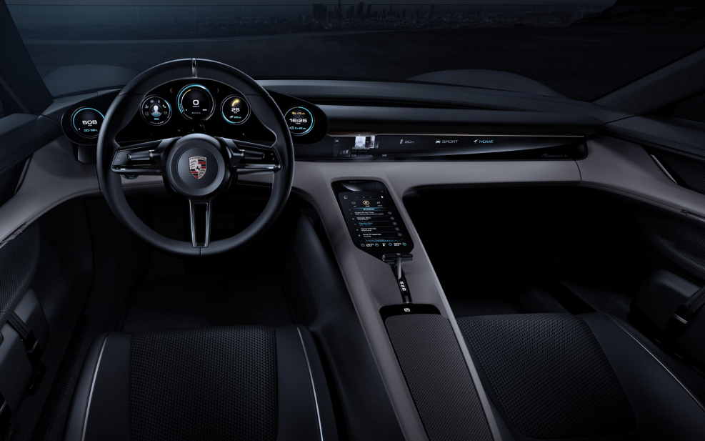 Porsche Mission e Concept 2015 салон