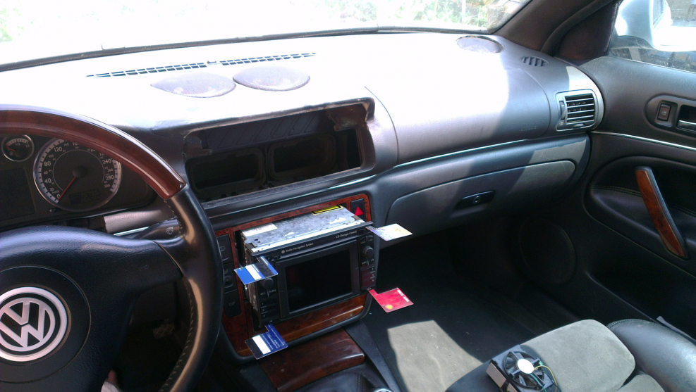 Торпедо Volkswagen Passat b5