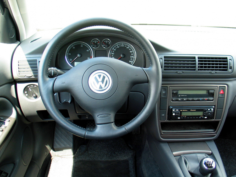 VW Passat b5 салон