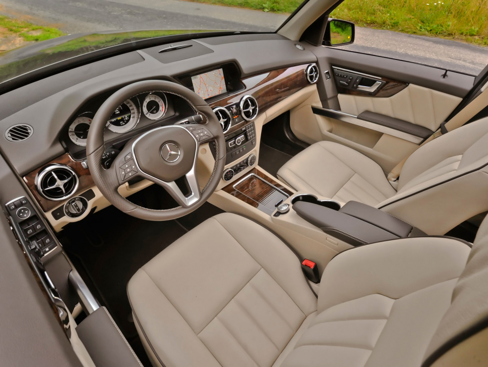 Мерседес GLK 350 салон