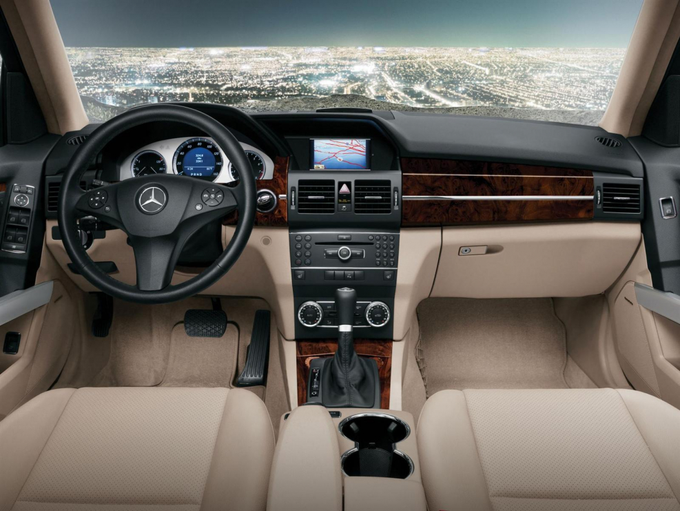 Mercedes Benz GLK 2014 салон