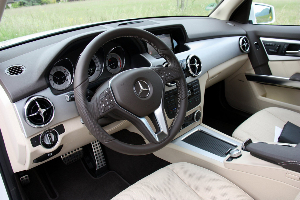 Mercedes-Benz GLK 250 салон