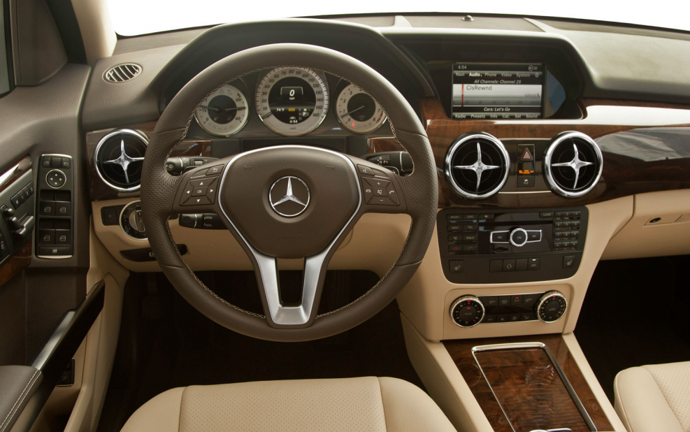Mercedes Benz GLK 2014 салон