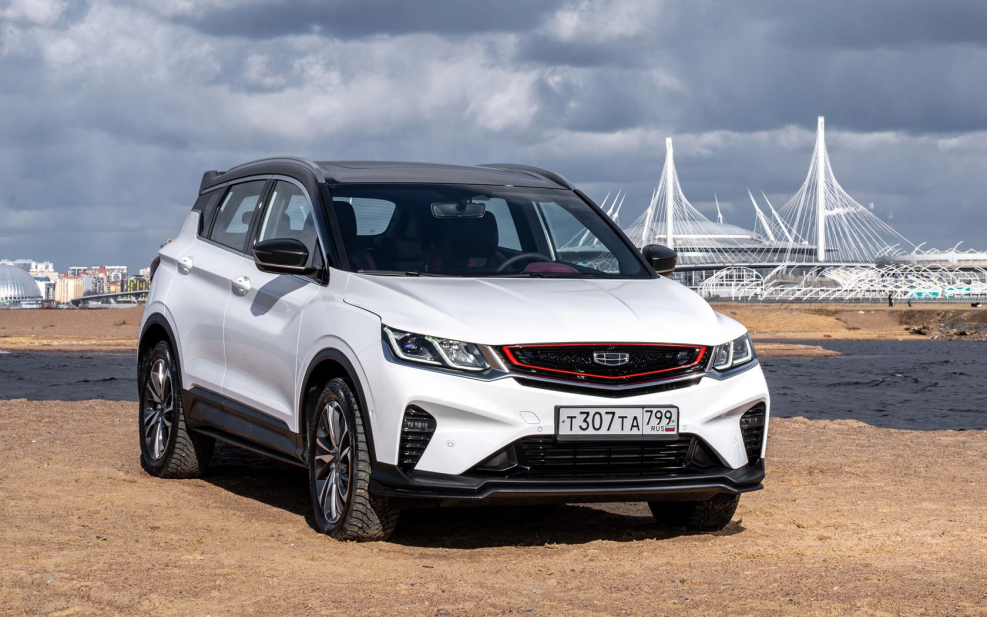 Geely Coolray полиция