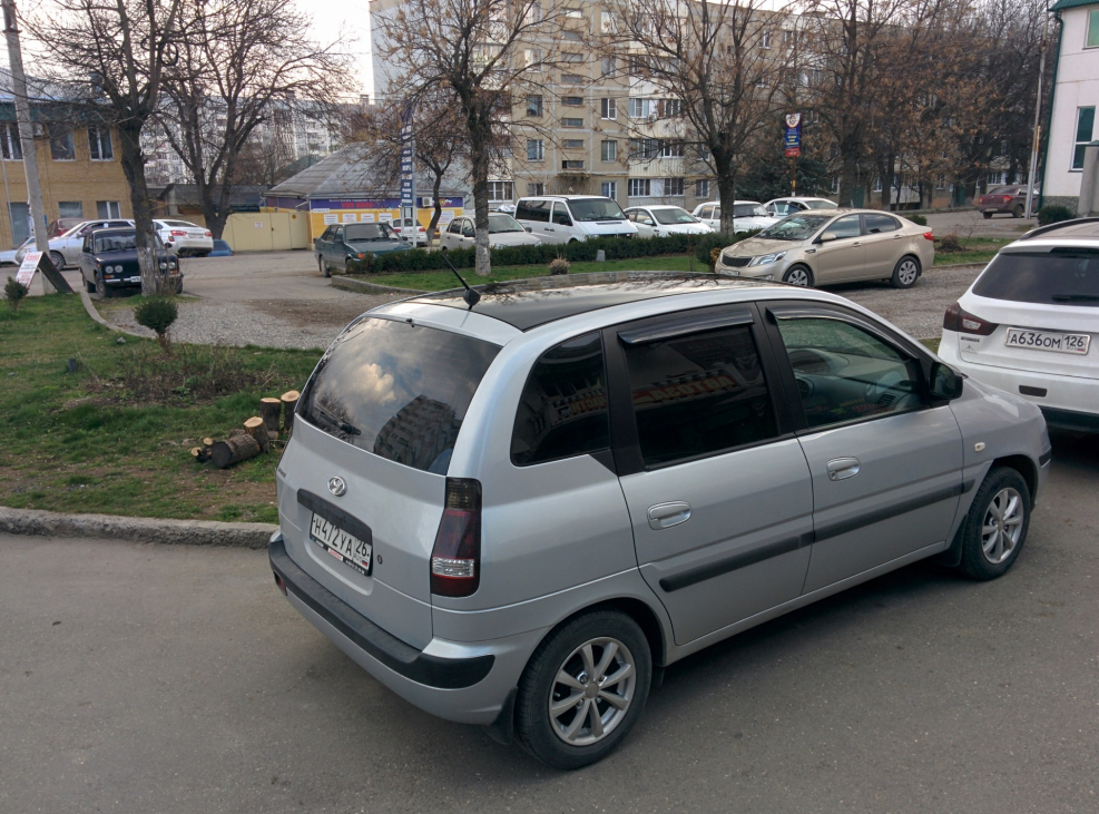 Hyundai Matrix 2005 сзади
