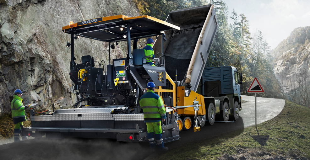 Асфальтоукладчик Volvo abg6870