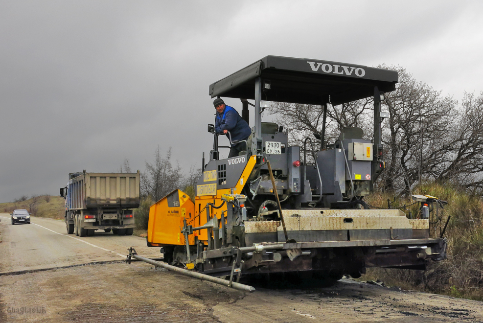 Асфальтоукладчик Volvo abg 5820