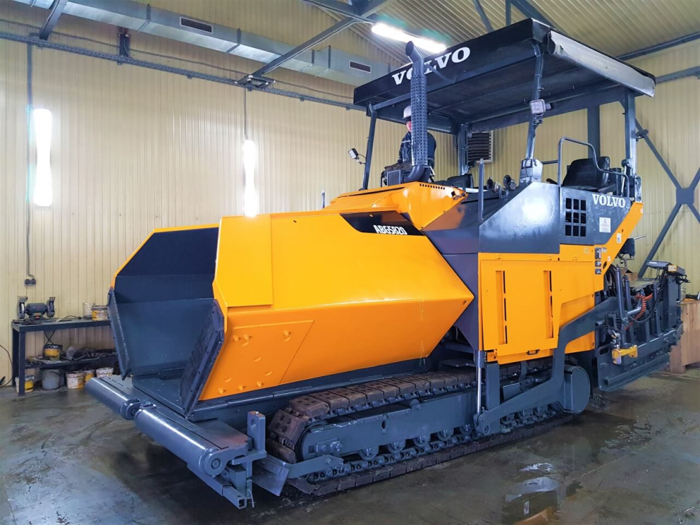 Асфальтоукладчик Volvo abg 5820