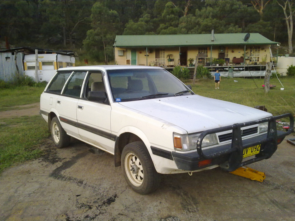 Subaru Leone