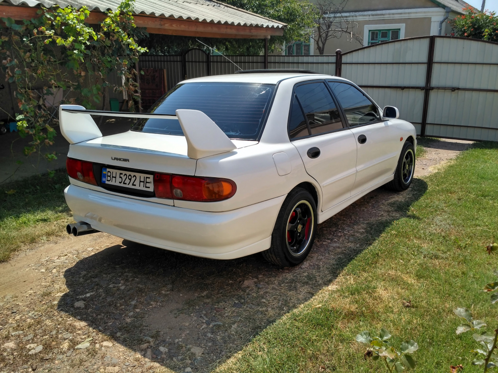 Mitsubishi Lancer GLX 1993