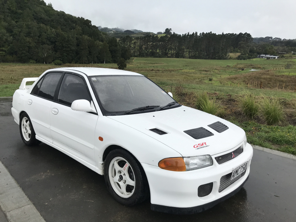 Mitsubishi EVO 5