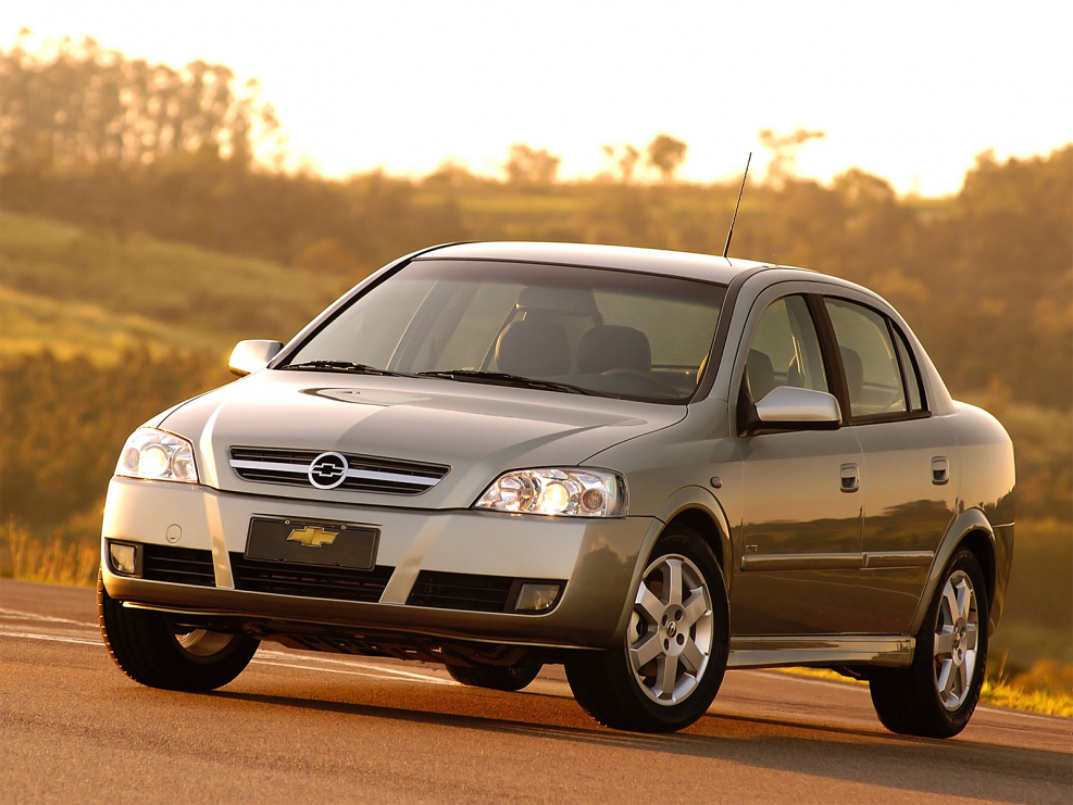 Chevrolet sedan Astra