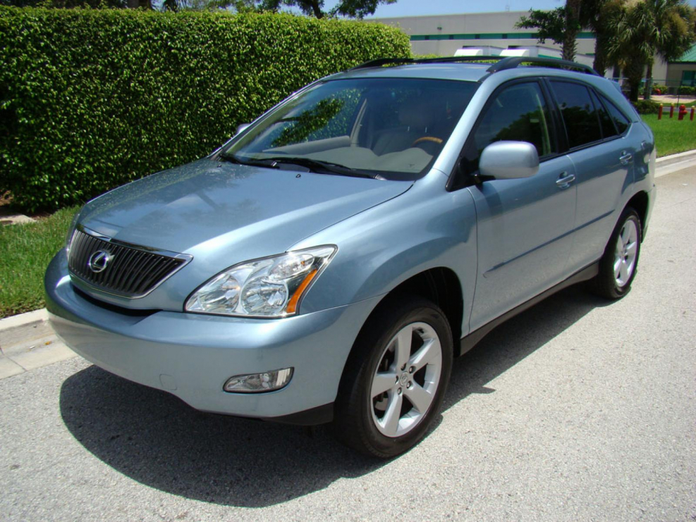 Lexus РХ 330
