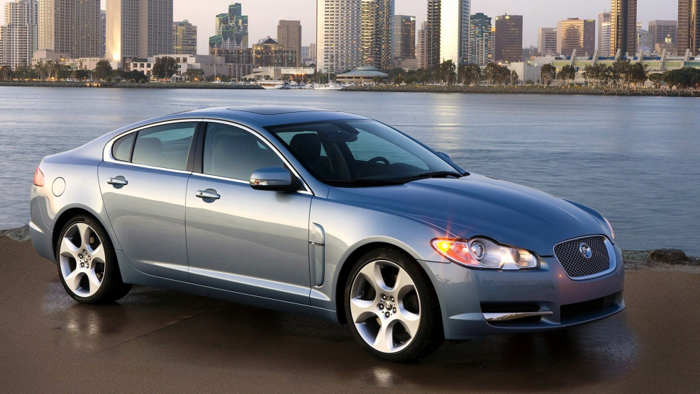 Jaguar XF 2005