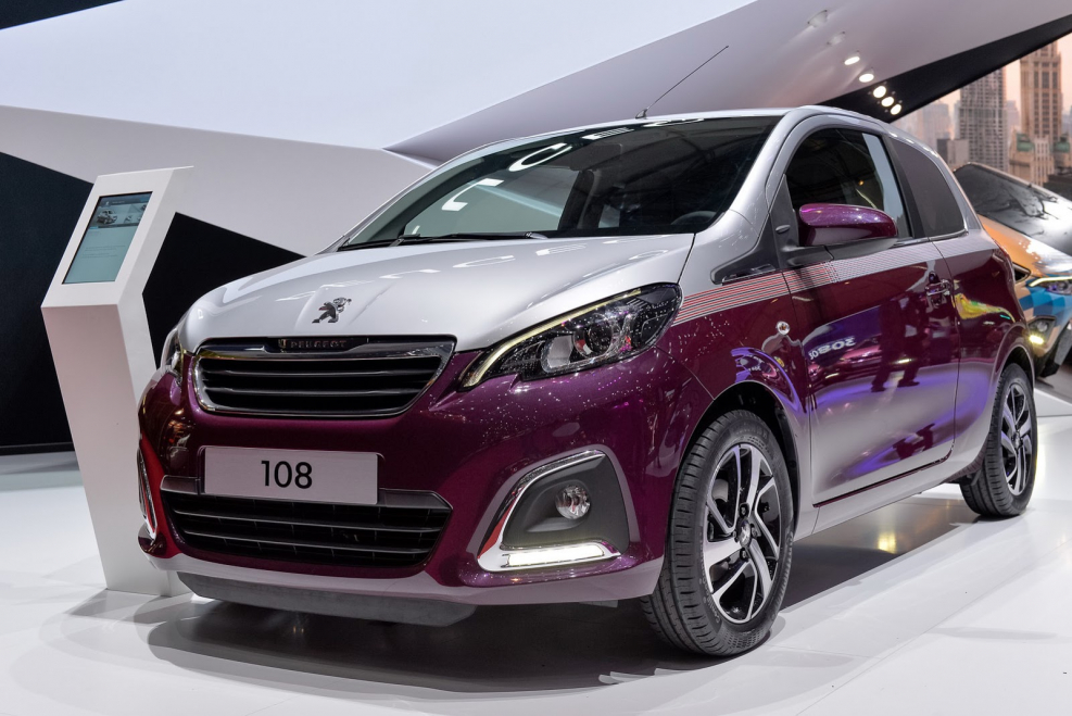 Peugeot 108 2011