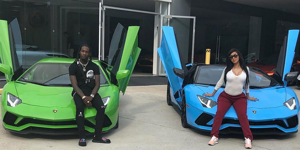 Машина Cardi b