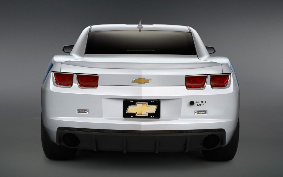 Chevrolet Camaro 2014 сзади