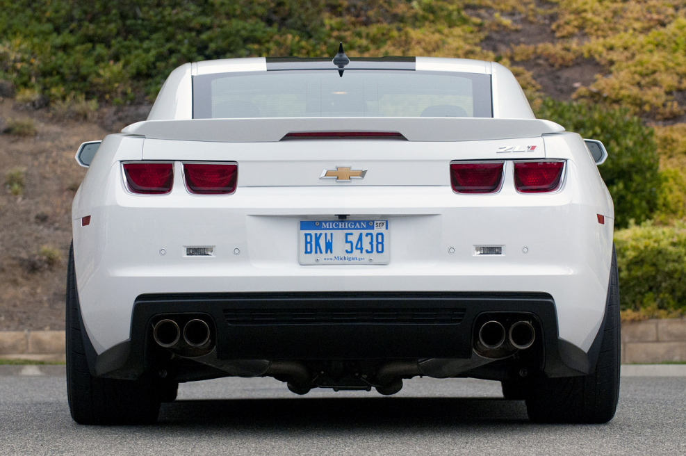 Camaro zl1 сзади