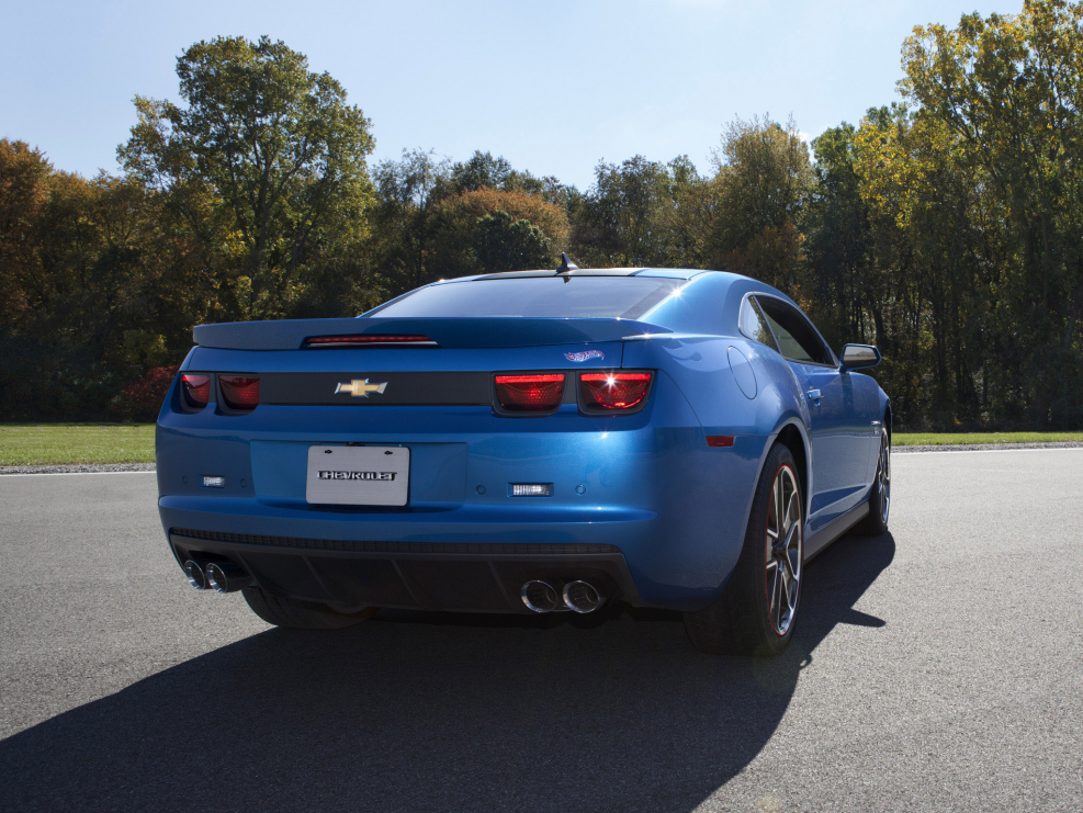Camaro 2009 зад
