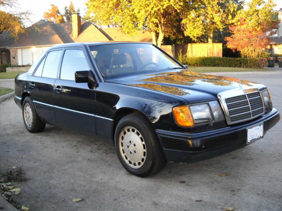 Мерседес с 300 1991