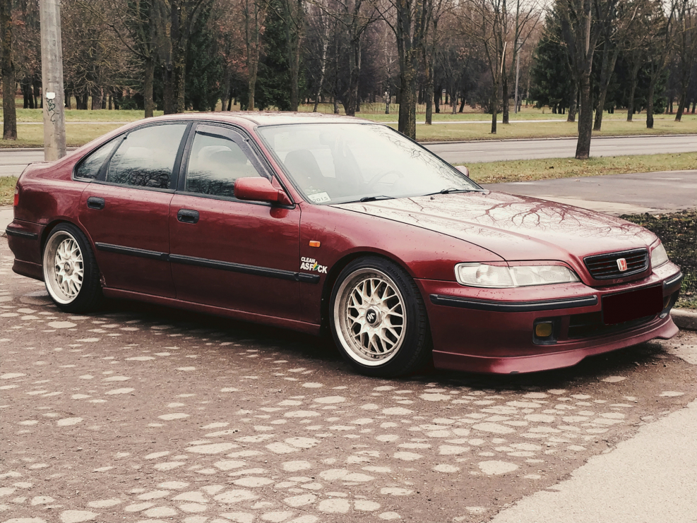 Honda Accord v 1998
