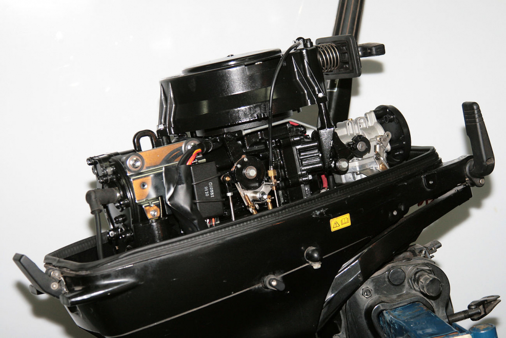 Винт гребной Suzuki 2.5-3.5 DT (a520)