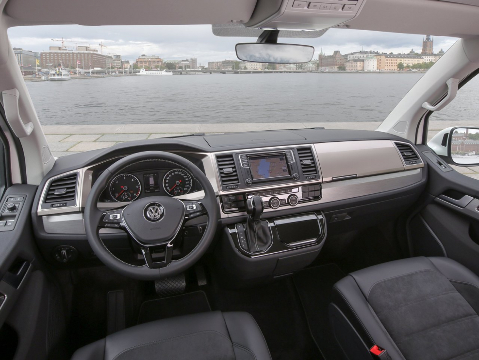 Volkswagen Multivan Comfortline long t6