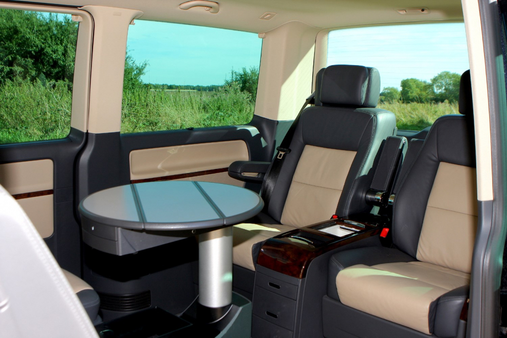 Volkswagen Caravelle 2021 салон