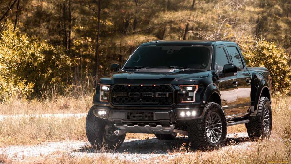 Форд ф 150 Раптор Black Tuning