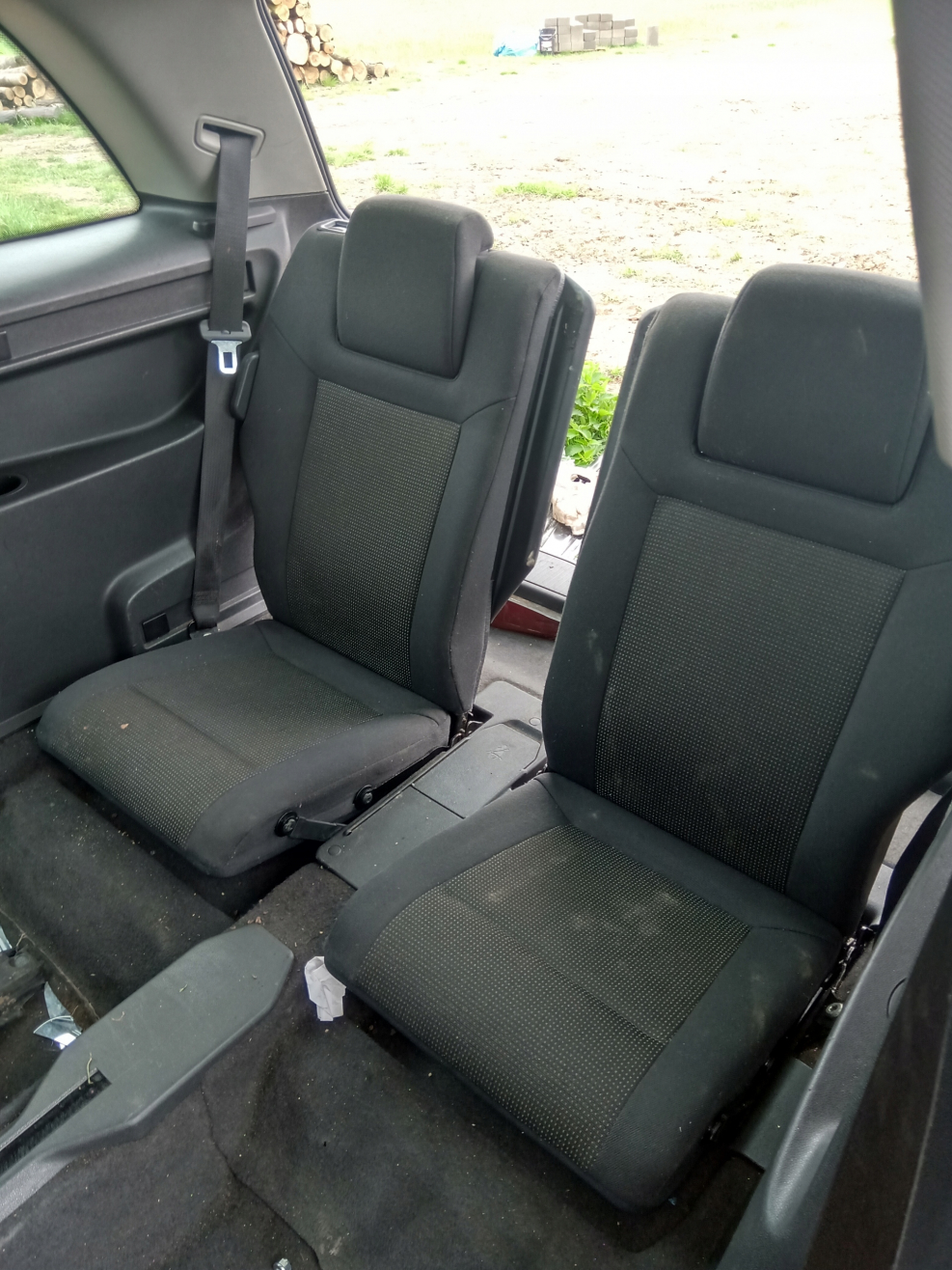 Opel Zafira a 3 ряд сидений