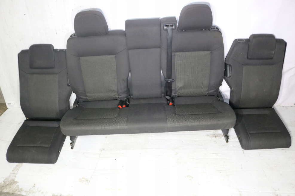 Opel Zafira 2005 сиденья
