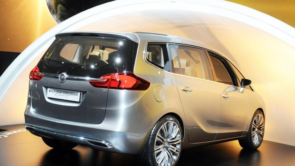 Опель Zafira Tourer