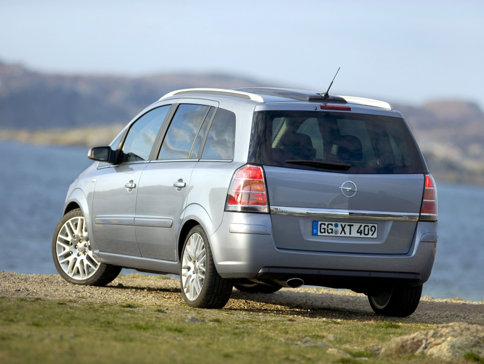 Opel Zafira универсал 2005
