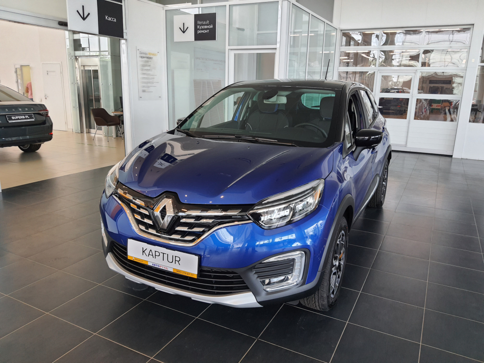 Renault Captur синий