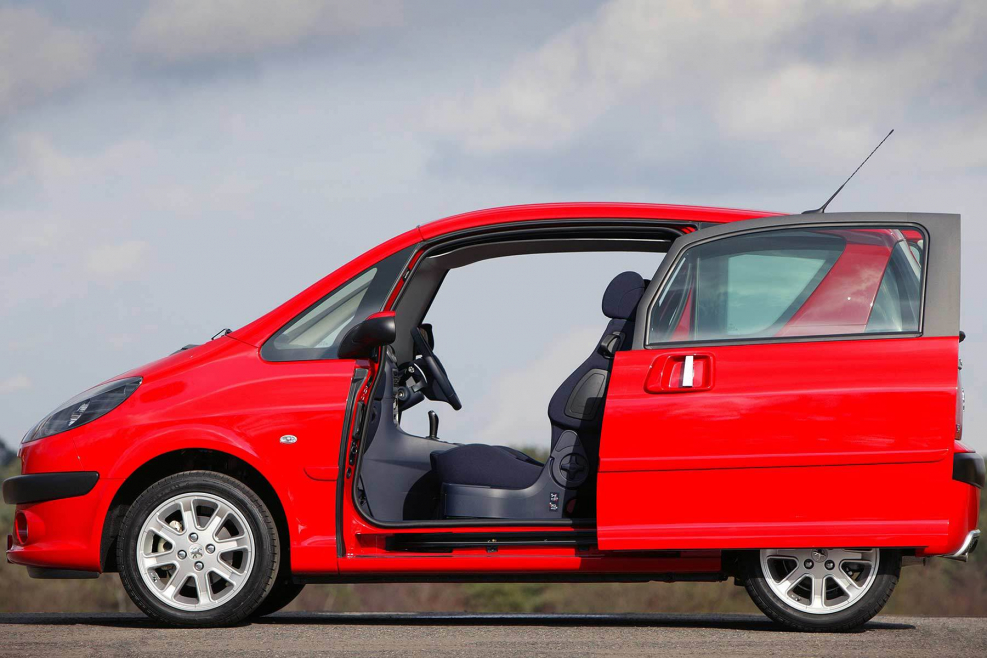 Peugeot 1007 новый