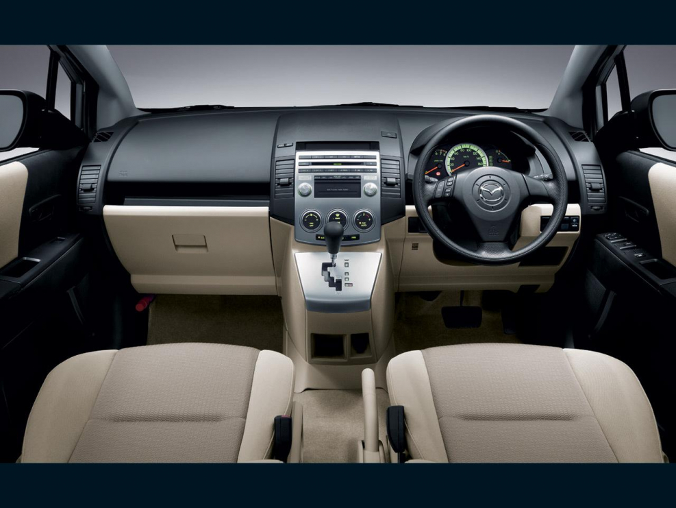 Mazda Premacy 2003 салон