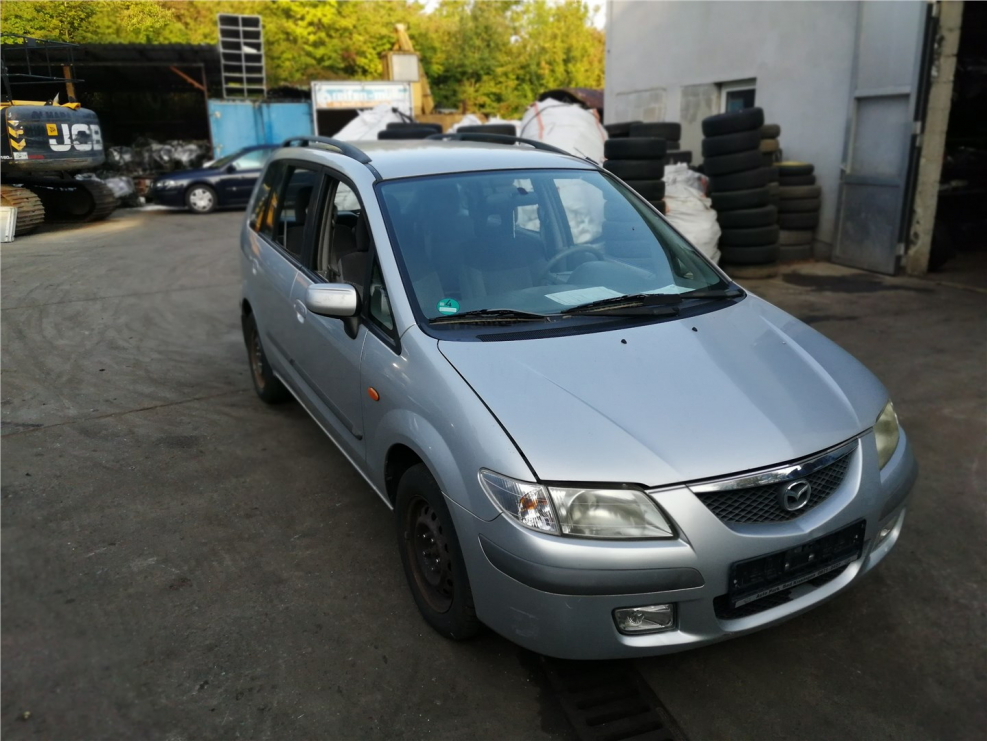Mazda Premacy 2001 Торпедо