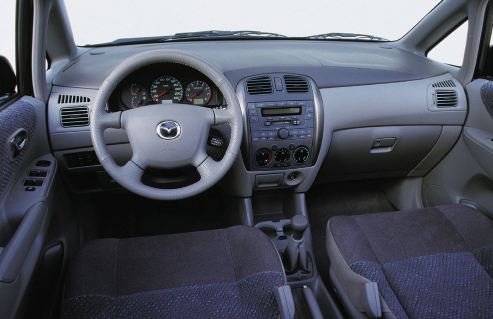 Панель передняя салона (Торпедо) Mazda 3