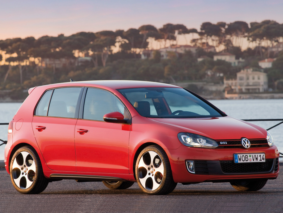 Volkswagen Golf 2010 года