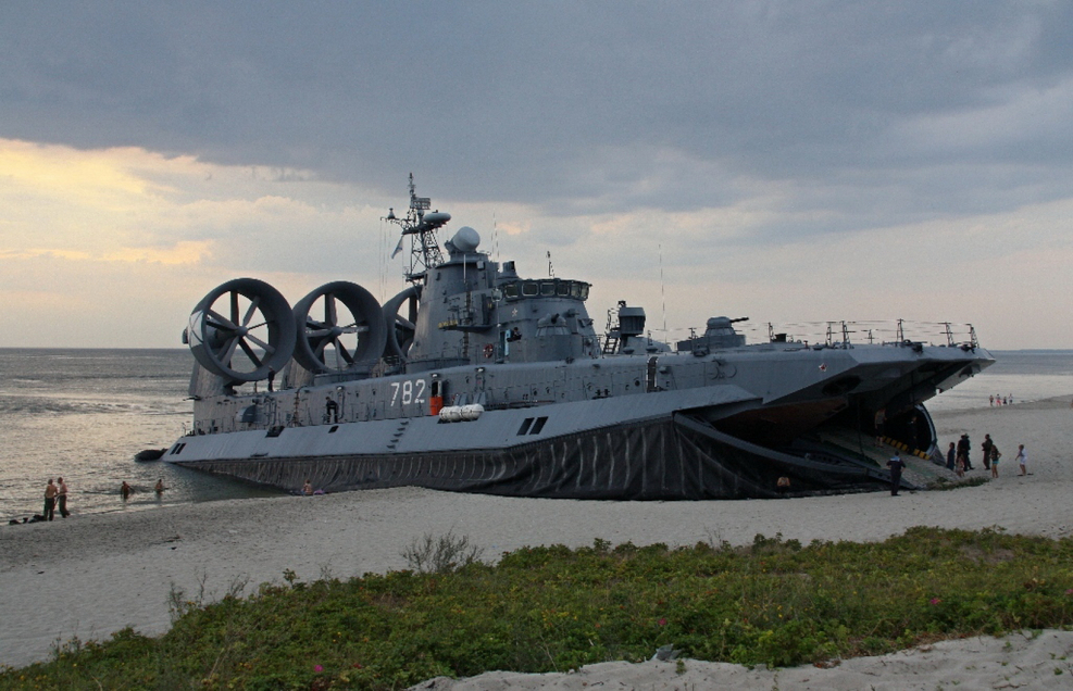Десантный корабль Мордовия