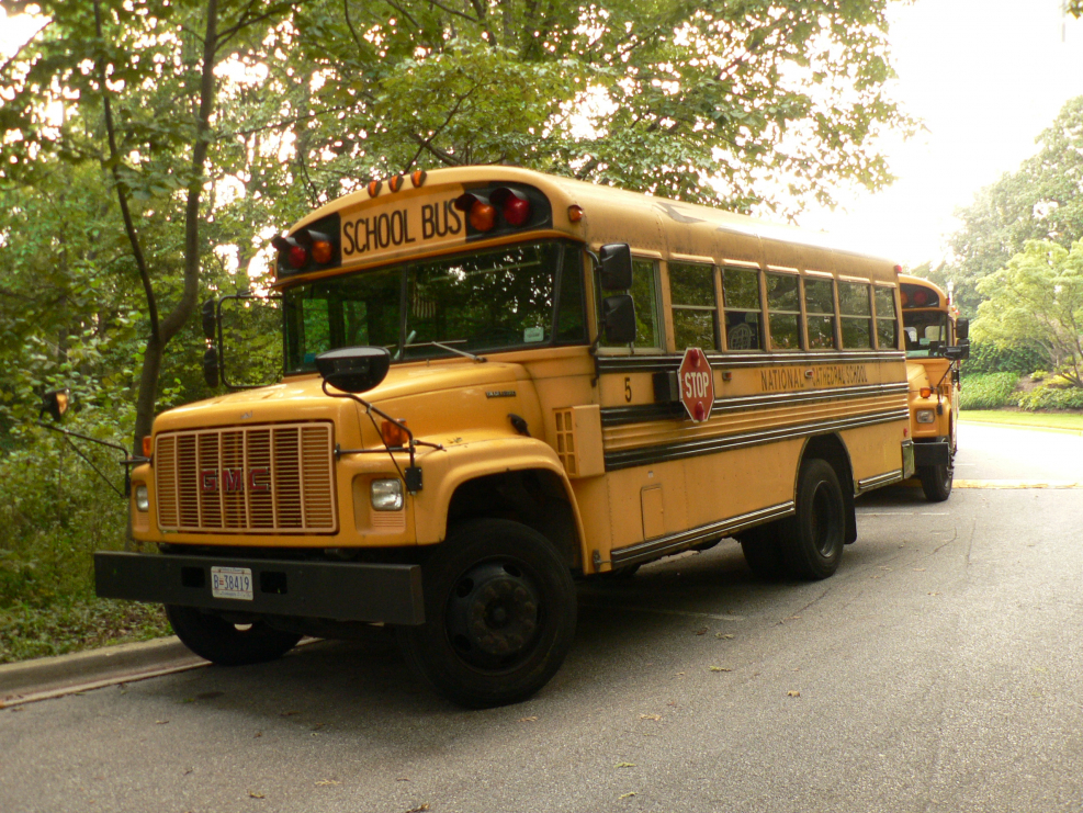 Chevrolet Bus