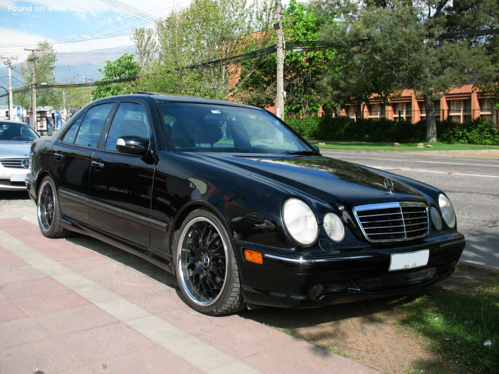Мерседес е55 w210 AMG