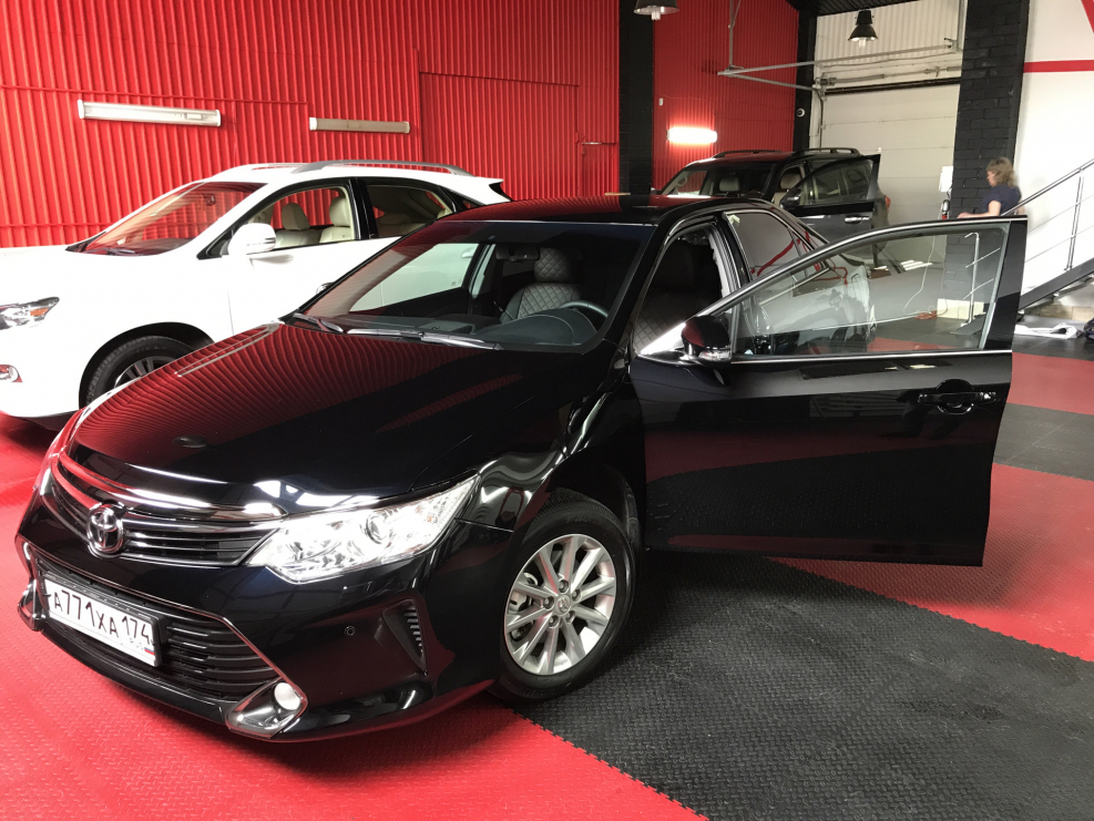 Toyota Camry 2 2018