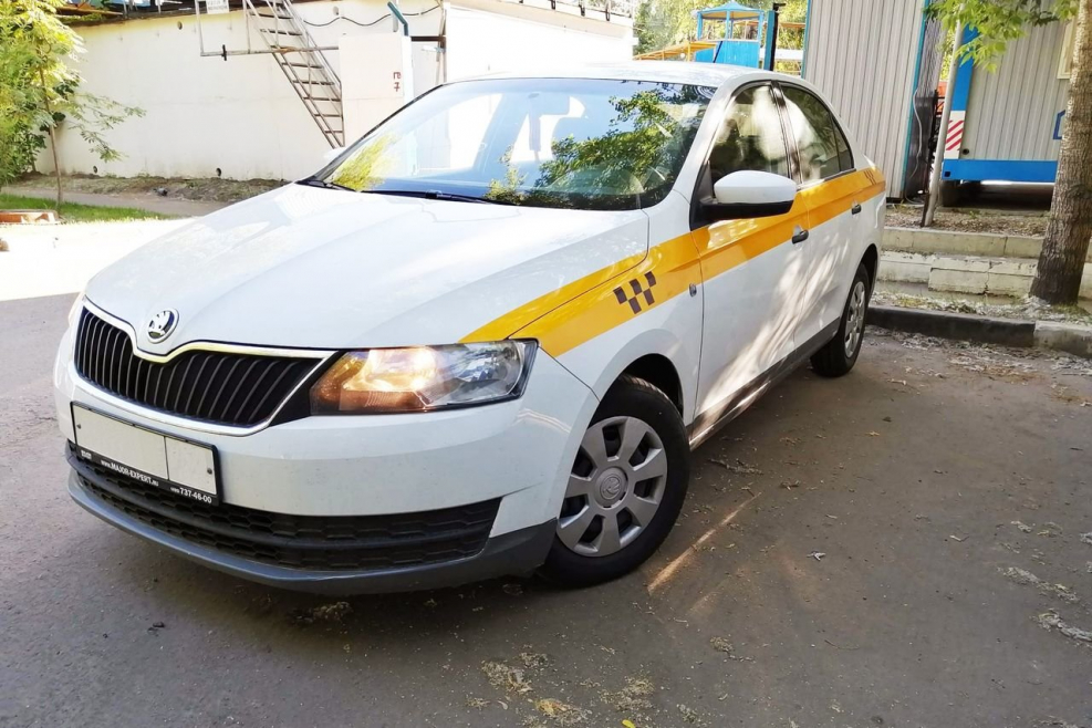Авто в такси 1000р сутки без залога