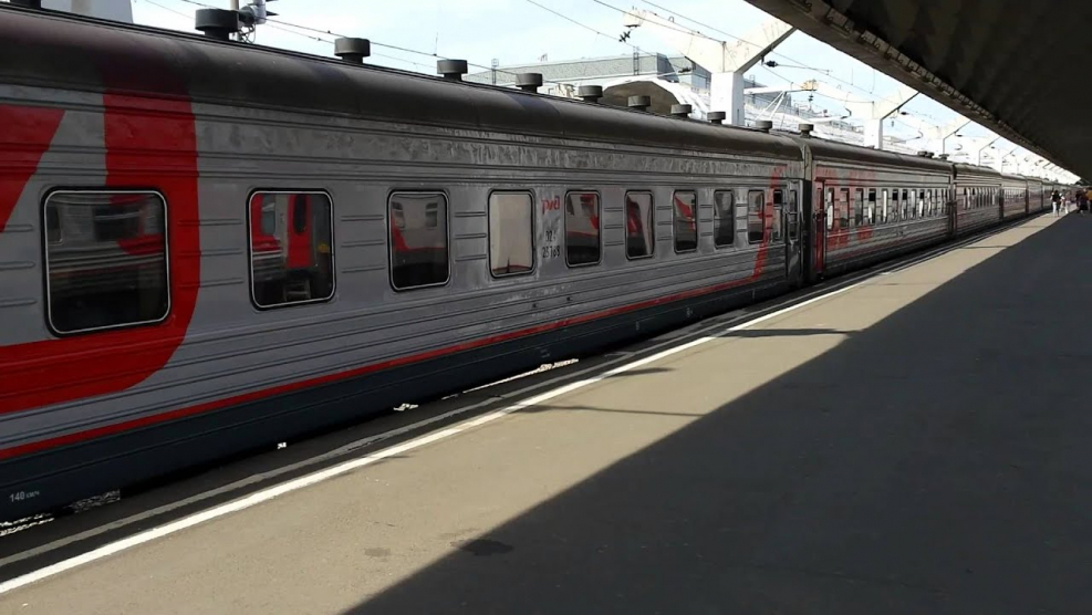 Московский вокзал Санкт-Петербург поезд РЖД