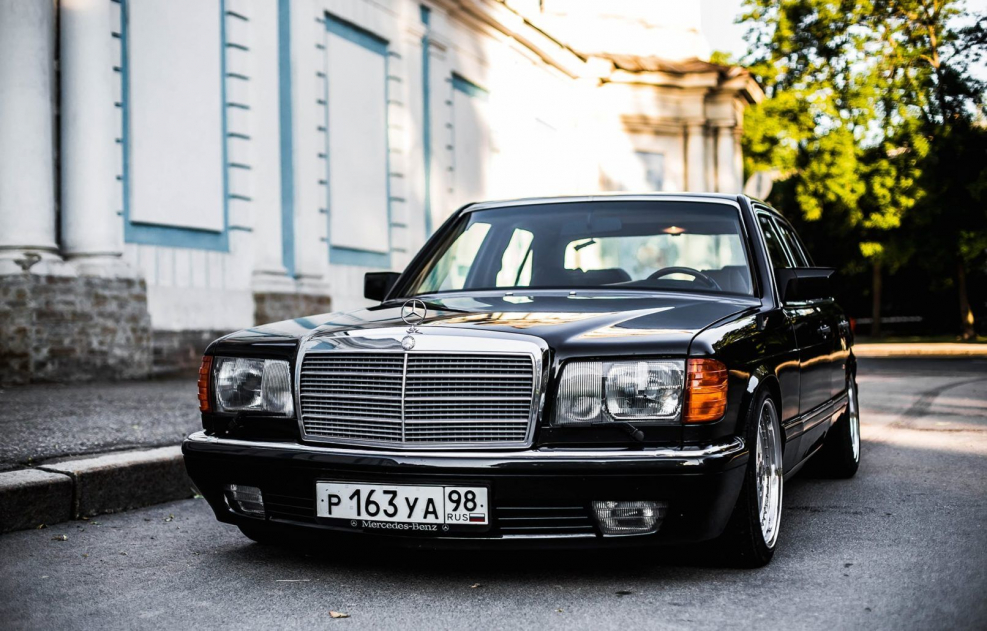 Mercedes Benz w126 560