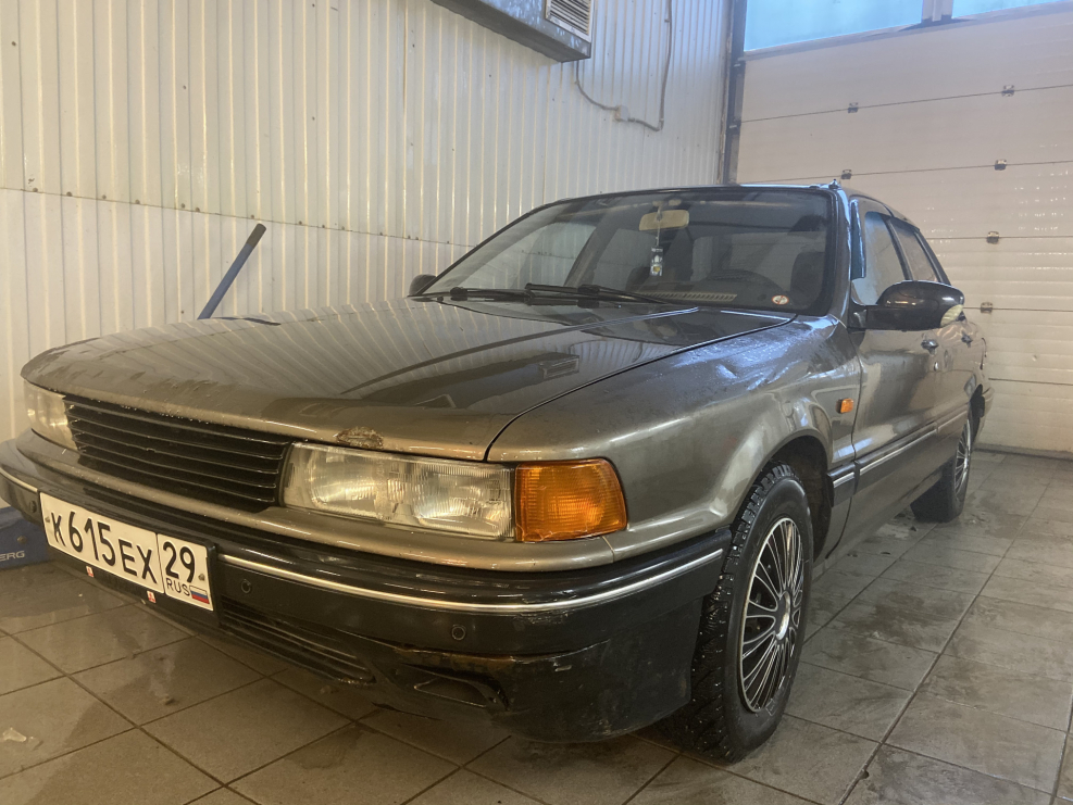 Mitsubishi Galant 6 1990 VR 4
