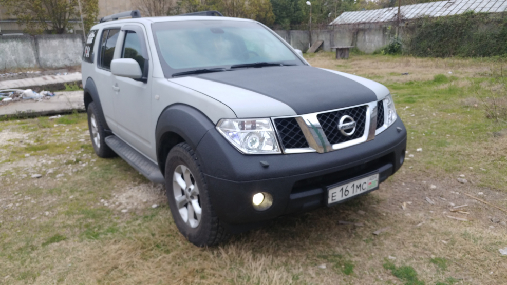 Nissan Navara покраска в Раптор