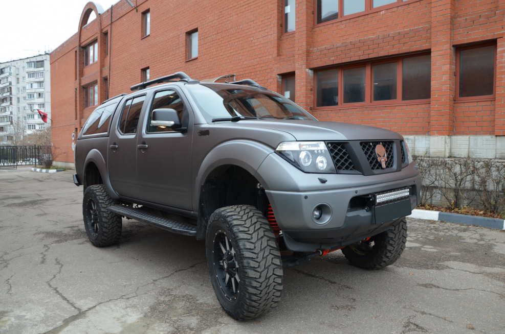 Nissan Pathfinder Raptor