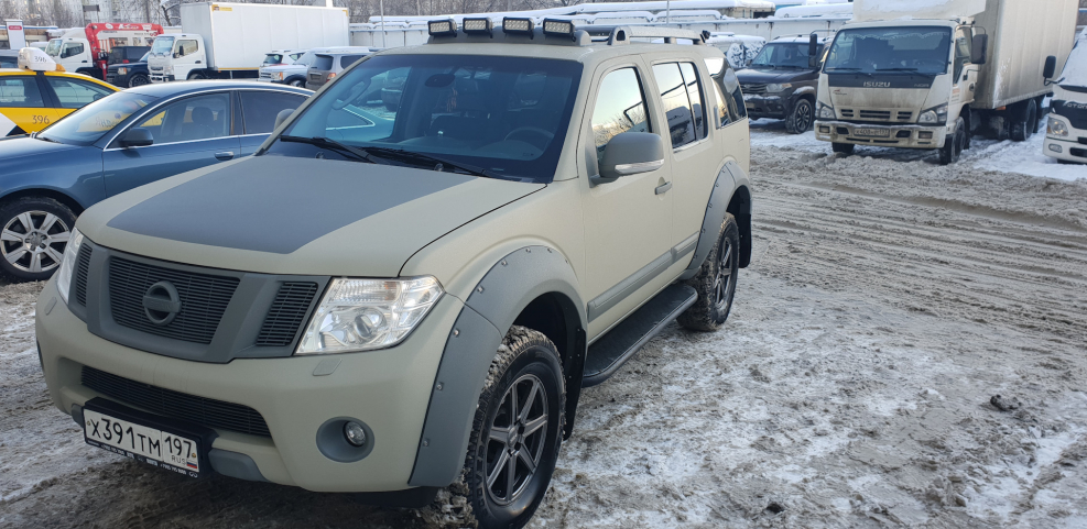 Nissan Patrol y61 синий Раптор